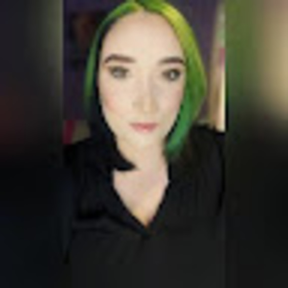 Meet your Posher, Brittany - Picture 1 of 1